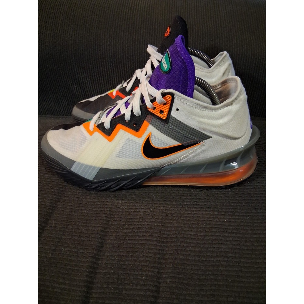 NIKE Shoes Mens 9 Multicolor Low Lebron 18 Sneakers‎ CV7562-100